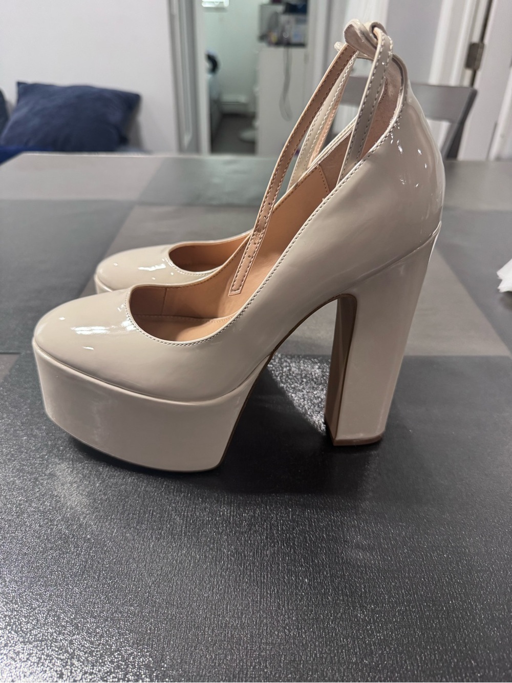 STEVE MADDEN Women's Skyrise Pumps